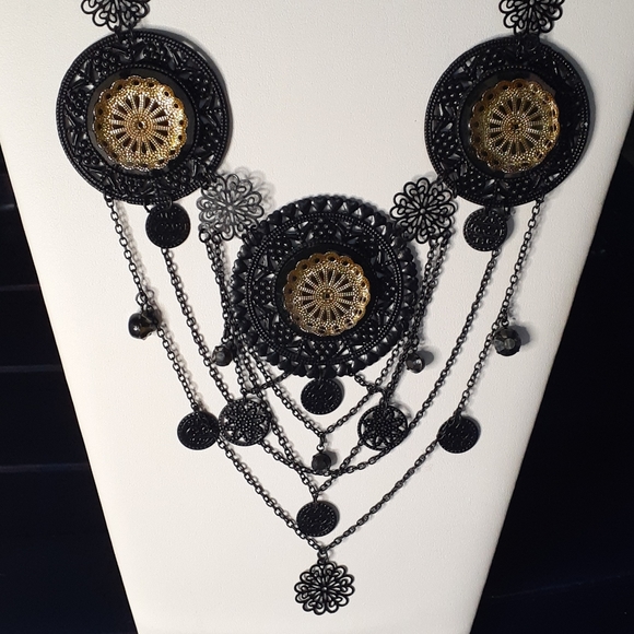 Necklace - Picture 2 of 2